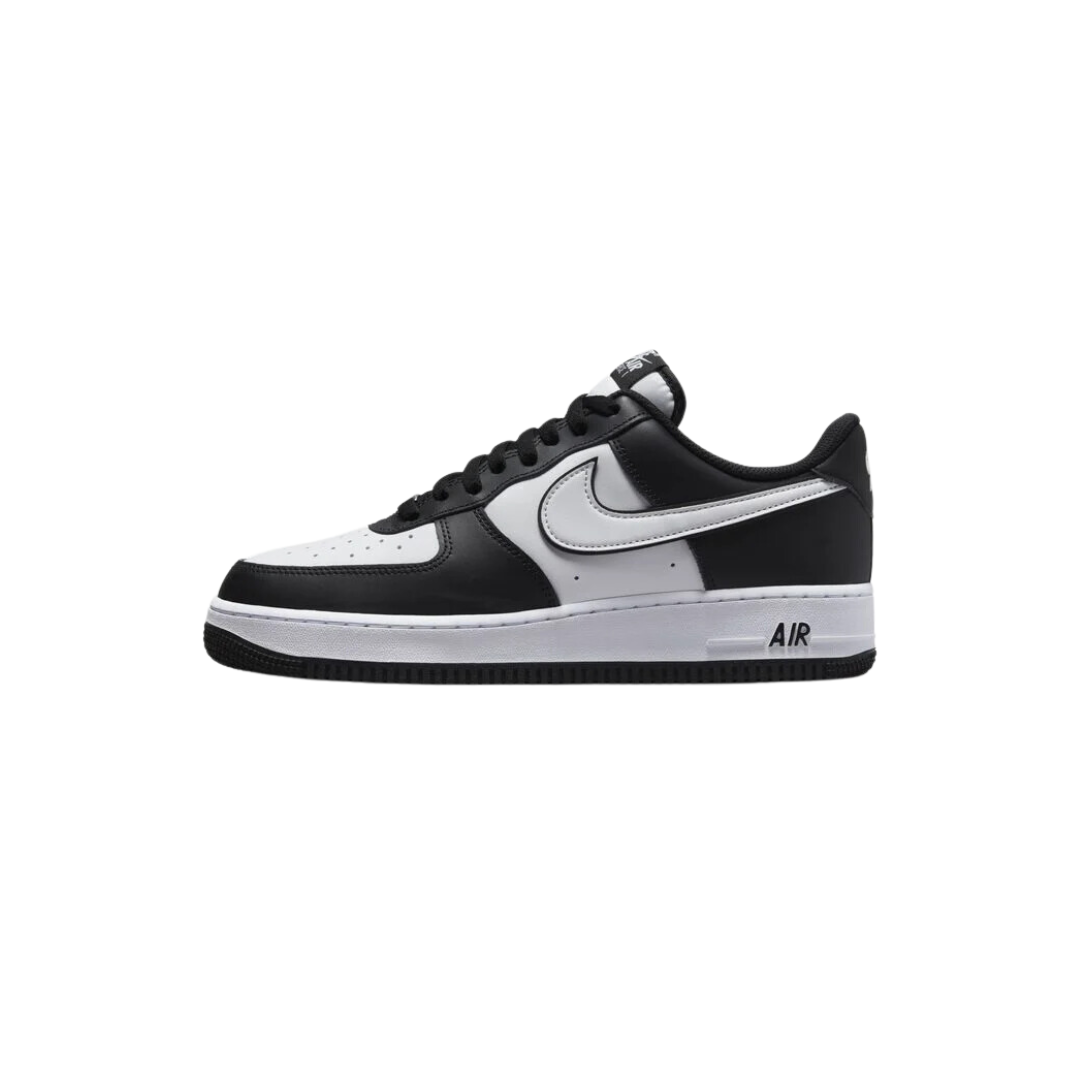 Nike Air Force 1 07 Low "Panda"