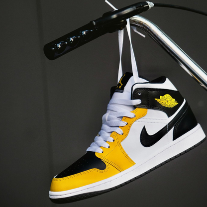 Jordan 1 Mid "Yellow Ochre"