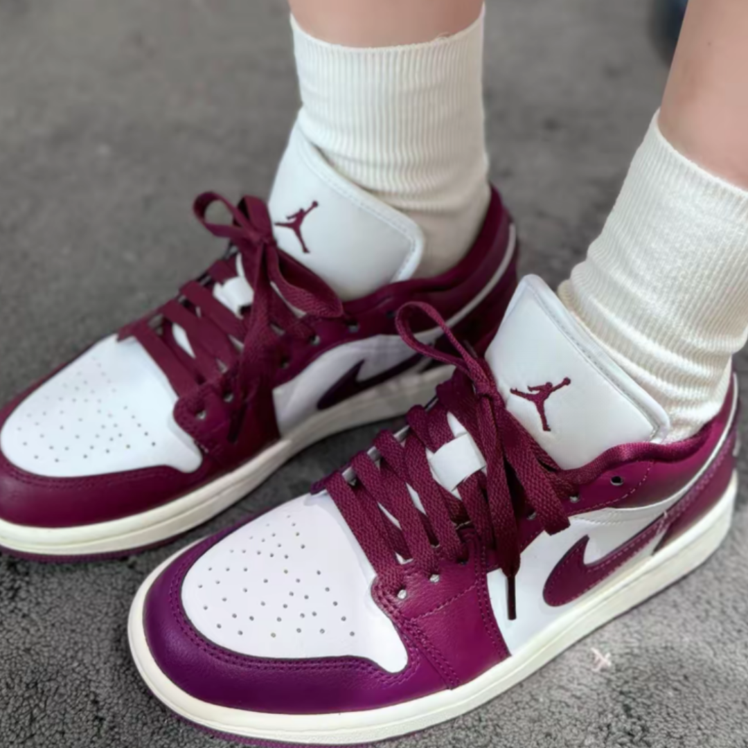 Air Jordan 1 Low ‘Fireberry’