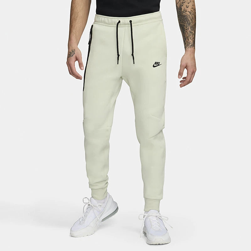 Jogger "Nike Sportswear Tech Fleece"
